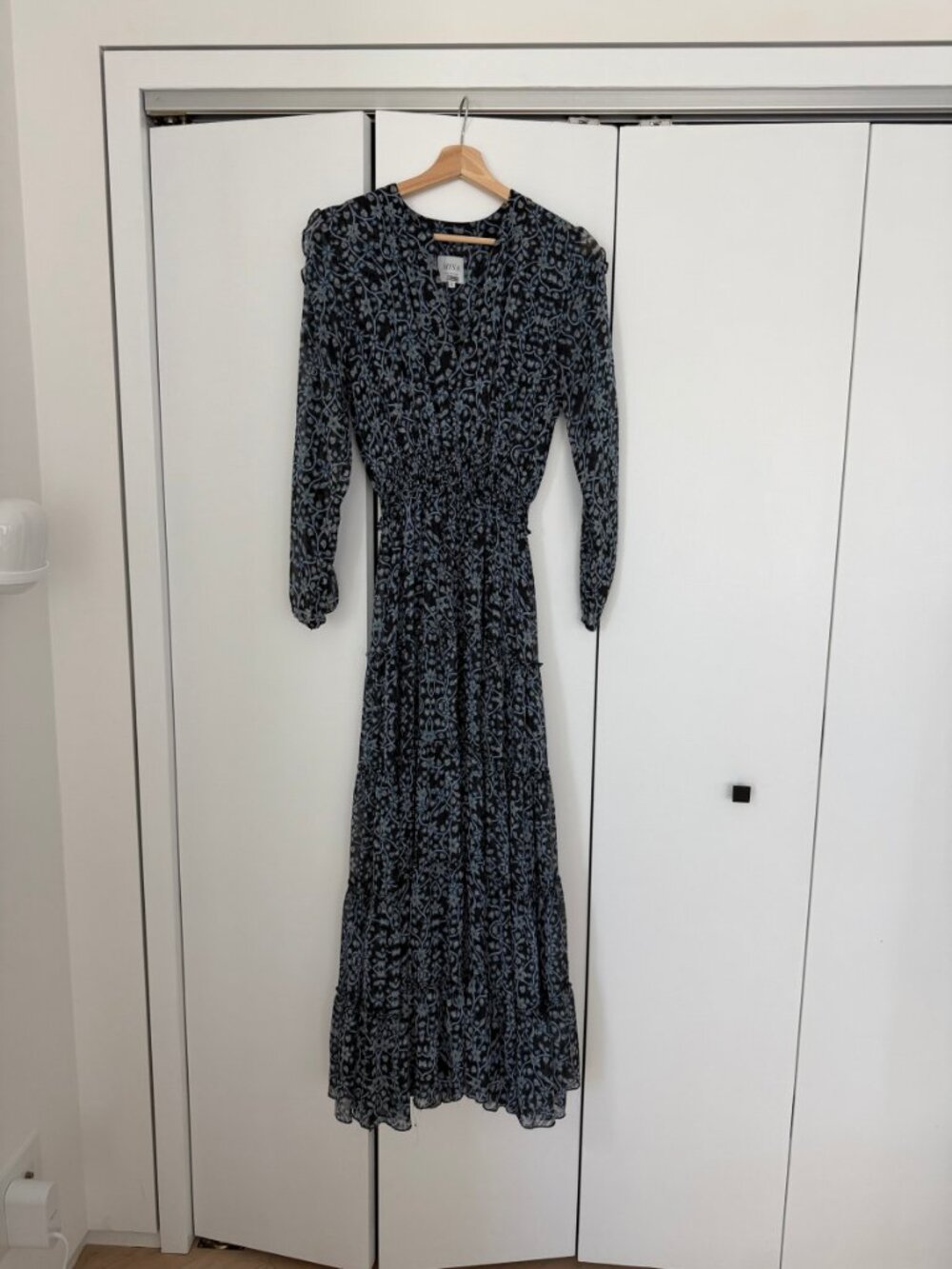 MISA Los Angeles Vida Maxi Dress Indigo Blooms Floral Size S